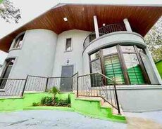 Satılır 5 otaqlı ev  villa 260 m, Badamdar q